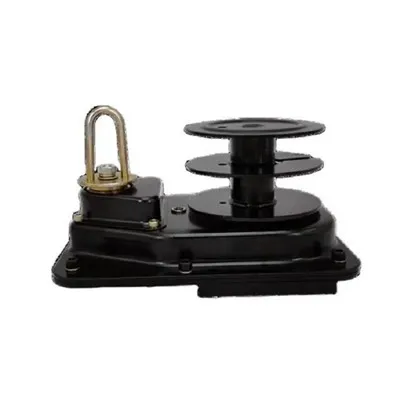 Navijak so šnekovým prevodom s navijakom namontovaným na strope